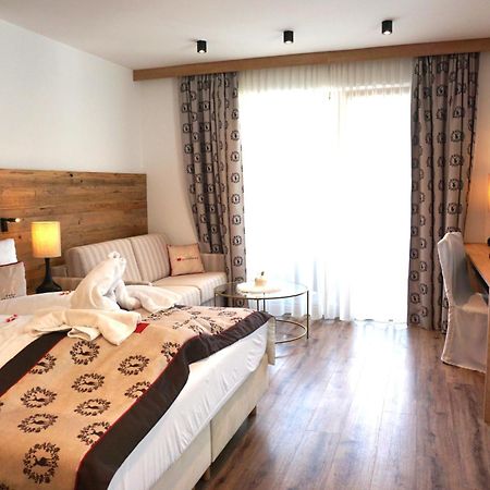 Hotel Alpenkoenigin - Sommer Silvretta Premium Card Inklusive ゼー エクステリア 写真