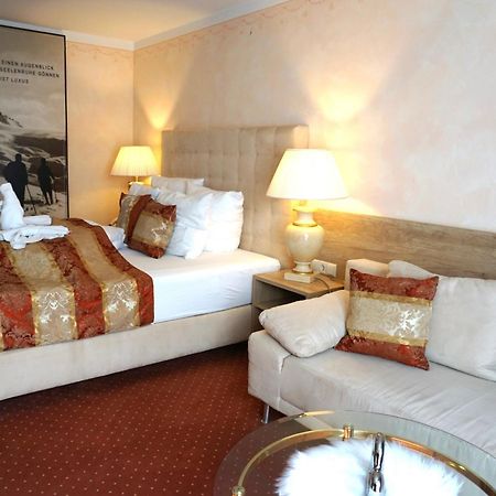 Hotel Alpenkoenigin - Sommer Silvretta Premium Card Inklusive ゼー エクステリア 写真