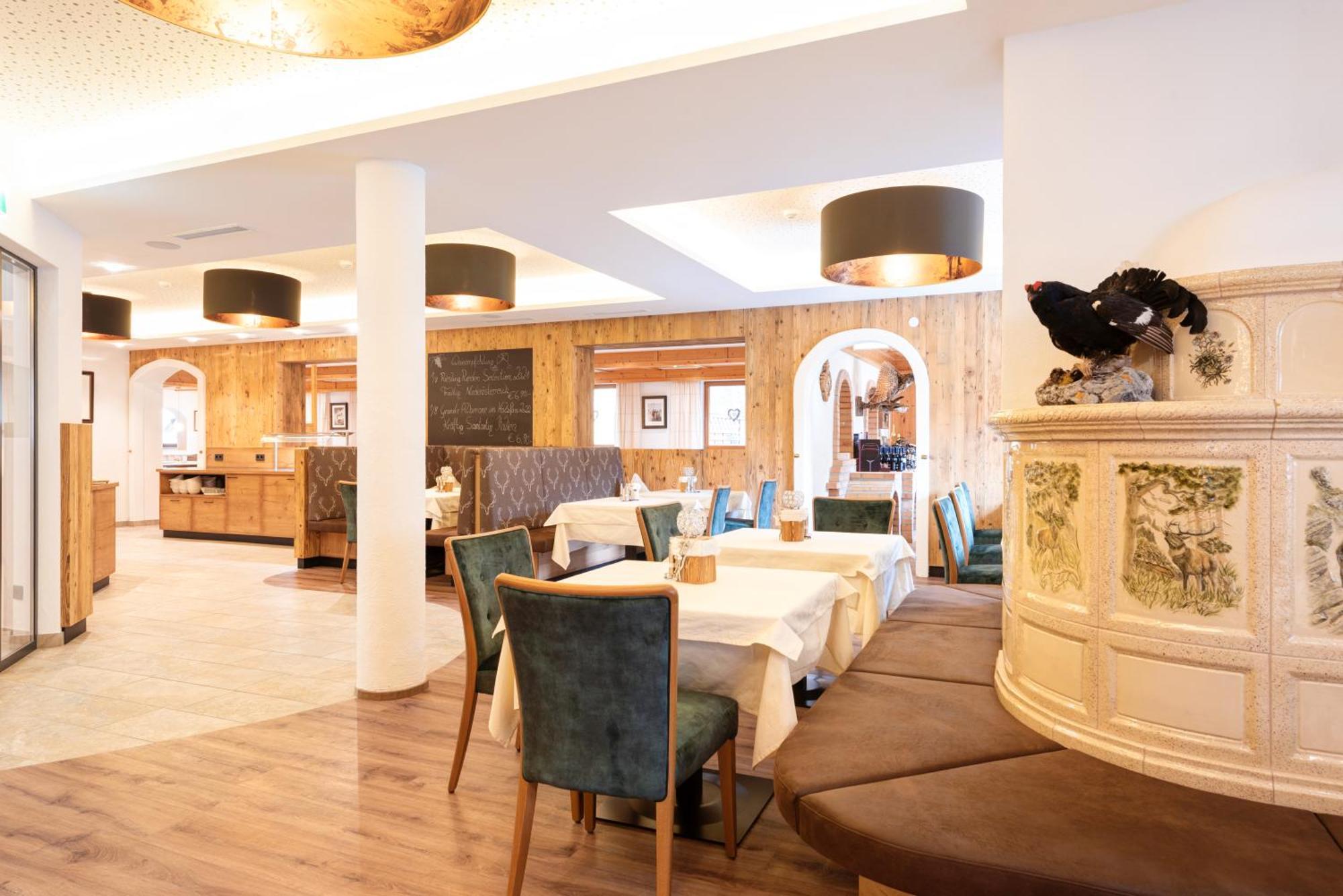 Hotel Alpenkoenigin - Sommer Silvretta Premium Card Inklusive ゼー エクステリア 写真