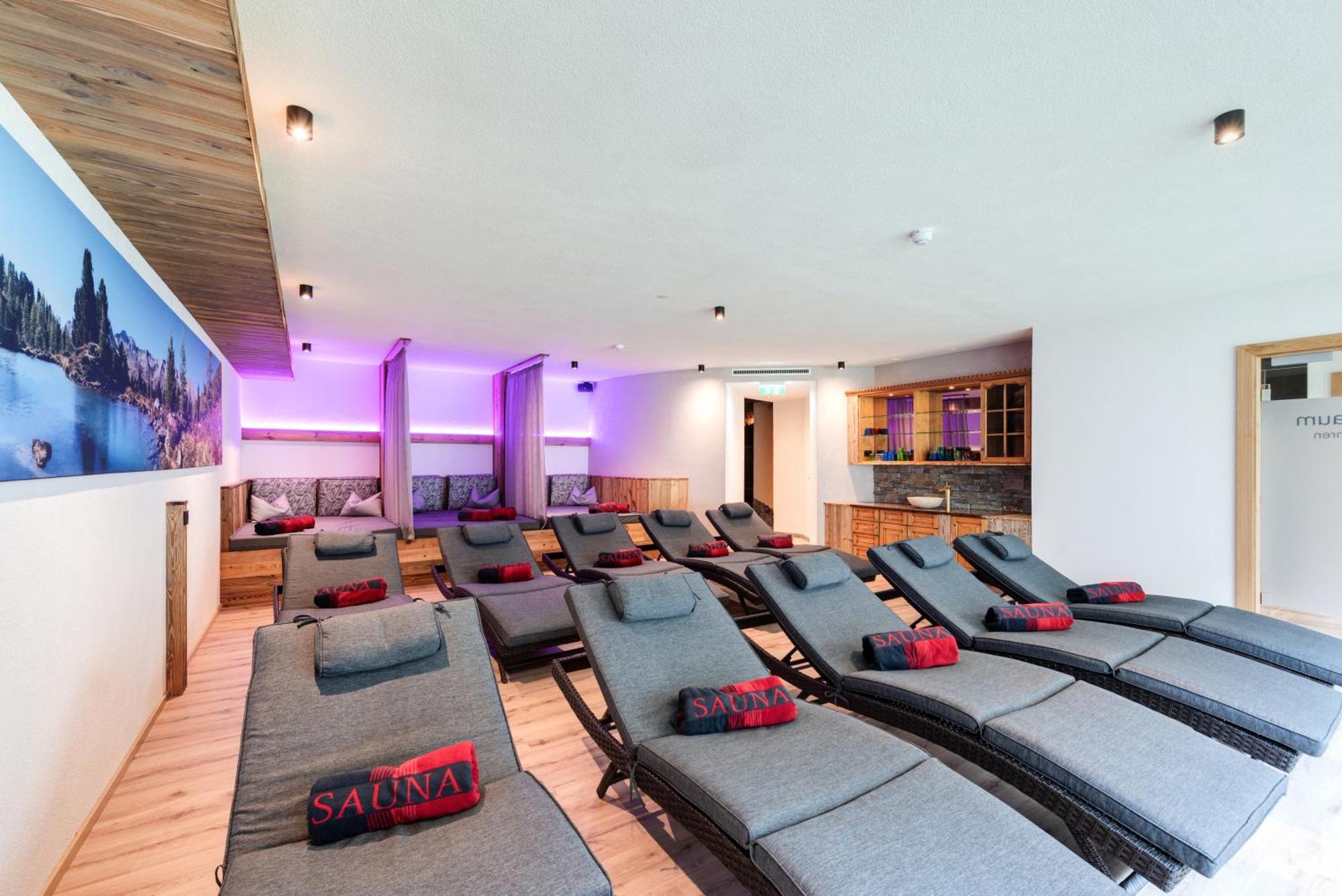 Hotel Alpenkoenigin - Sommer Silvretta Premium Card Inklusive ゼー エクステリア 写真