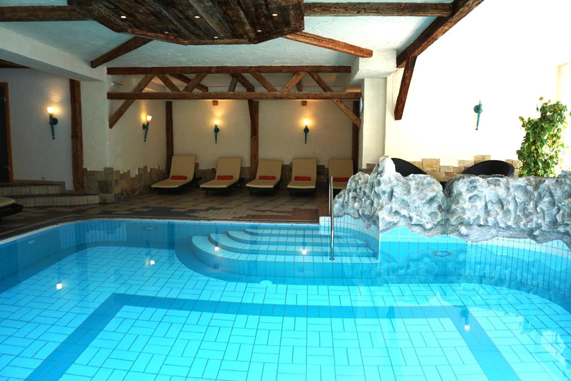 Hotel Alpenkoenigin - Sommer Silvretta Premium Card Inklusive ゼー エクステリア 写真